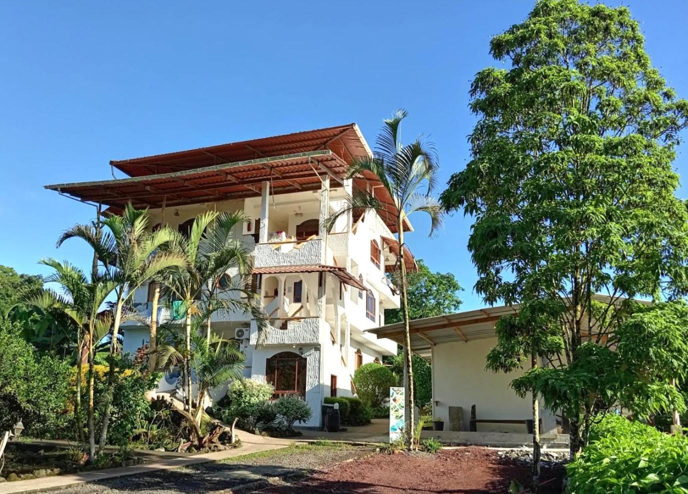 Twin Hotel Galápagos by Rotamundos Puerto Ayora  Exterior foto